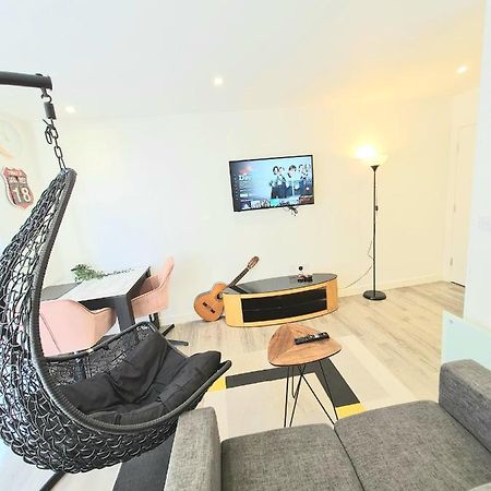 Lovely Studio Apartment Sheffield City Centre - Netflix, Wifi, Digital Tv Exterior photo