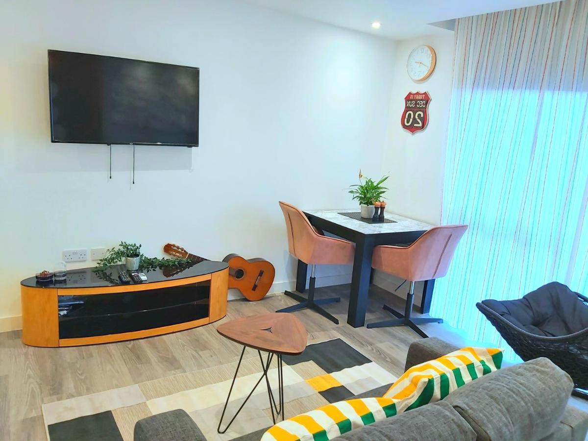 Lovely Studio Apartment Sheffield City Centre - Netflix, Wifi, Digital Tv Exterior photo