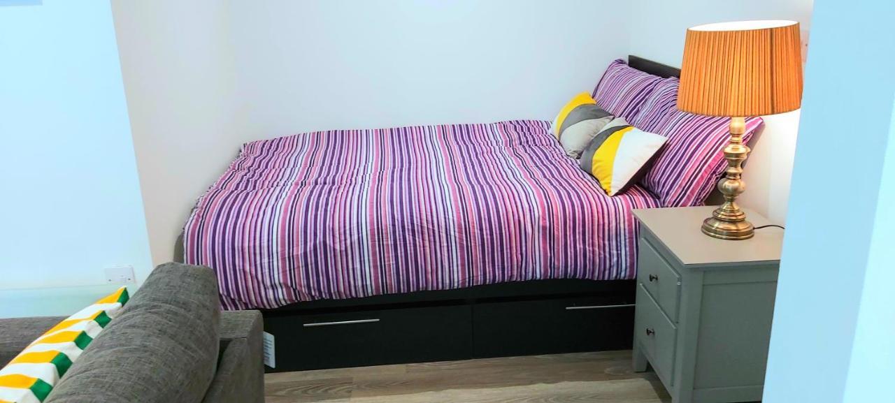 Lovely Studio Apartment Sheffield City Centre - Netflix, Wifi, Digital Tv Exterior photo