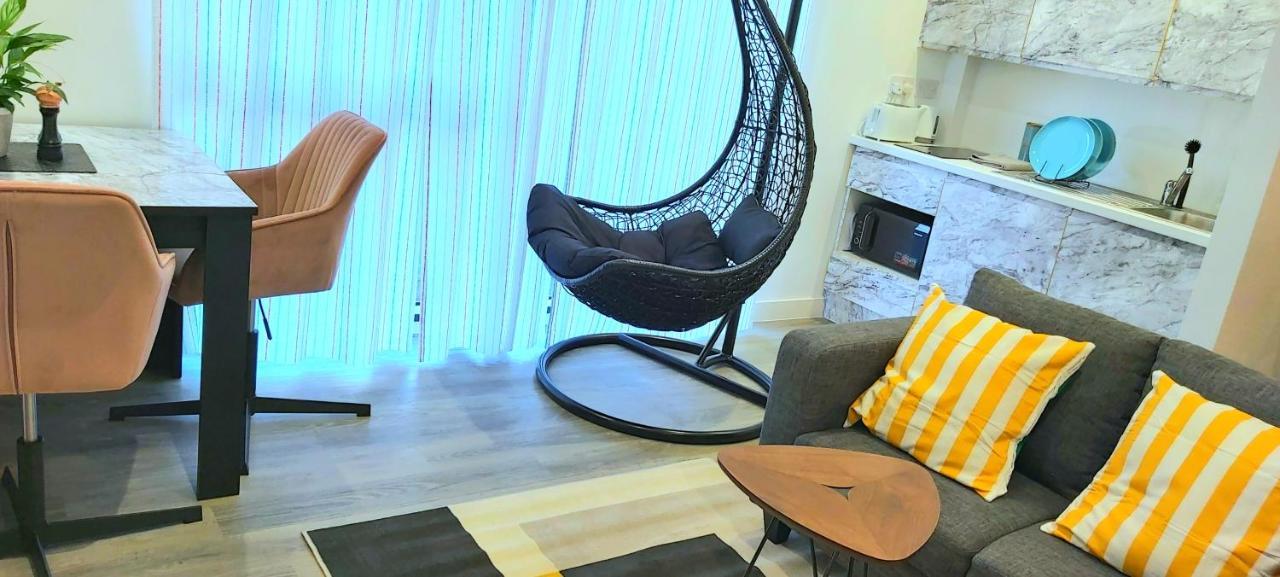 Lovely Studio Apartment Sheffield City Centre - Netflix, Wifi, Digital Tv Exterior photo