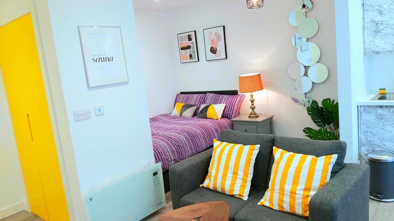 Lovely Studio Apartment Sheffield City Centre - Netflix, Wifi, Digital Tv Exterior photo