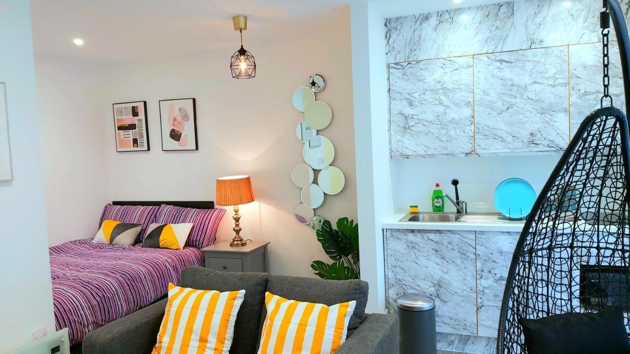Lovely Studio Apartment Sheffield City Centre - Netflix, Wifi, Digital Tv Exterior photo