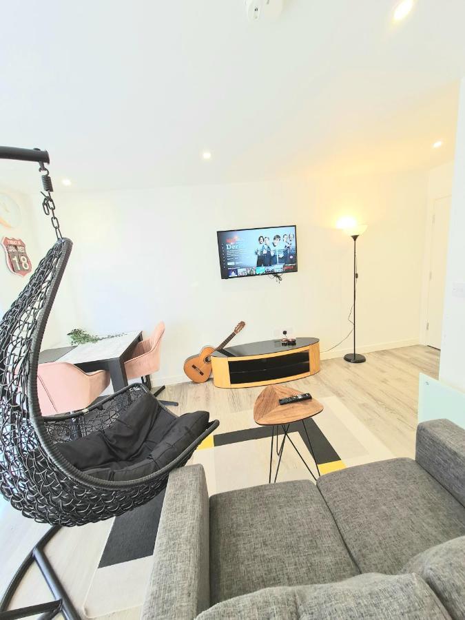 Lovely Studio Apartment Sheffield City Centre - Netflix, Wifi, Digital Tv Exterior photo